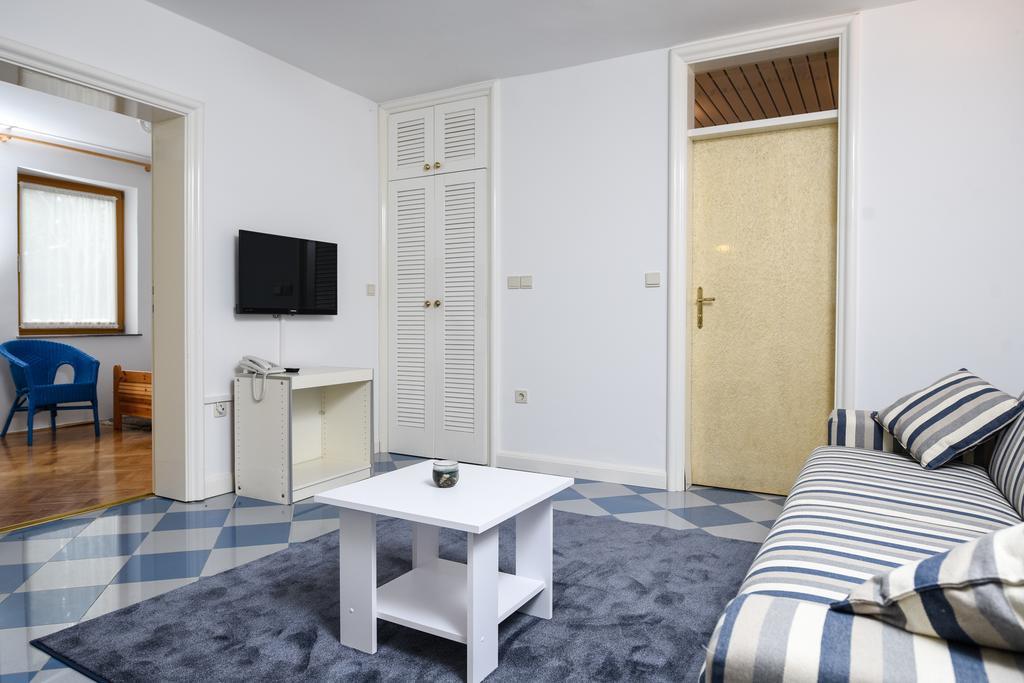 Apartmani Alice Njivice Εξωτερικό φωτογραφία