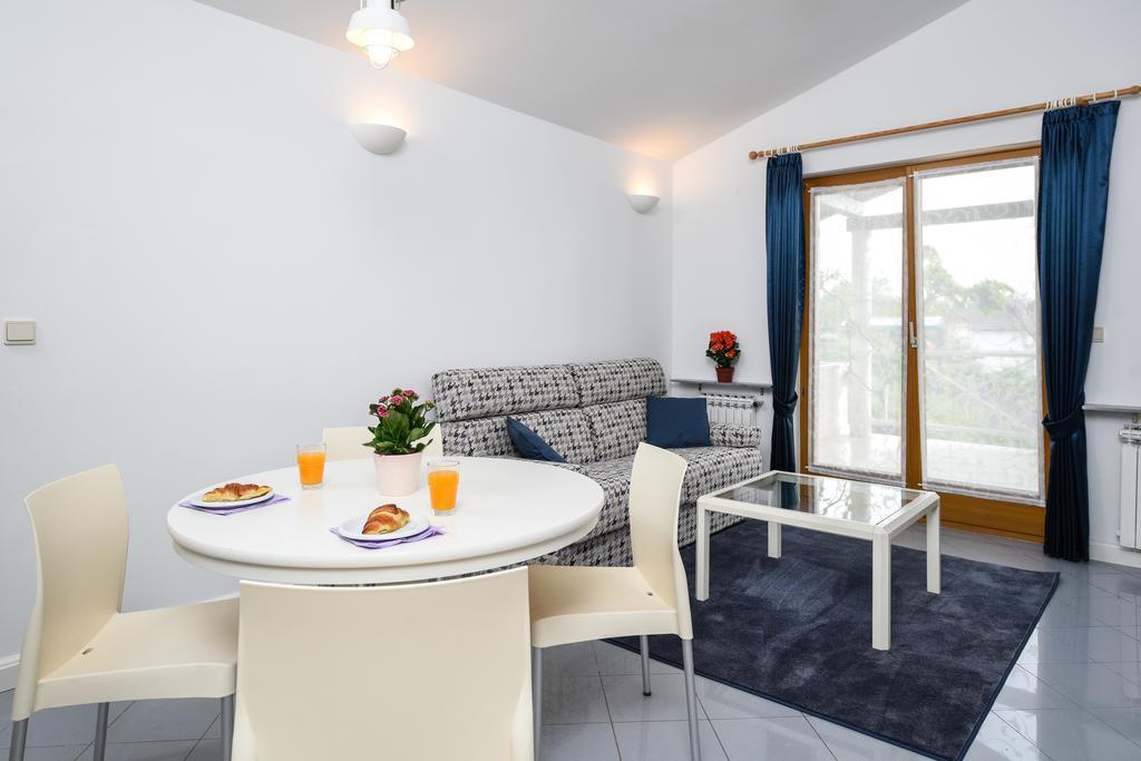 Apartmani Alice Njivice Εξωτερικό φωτογραφία