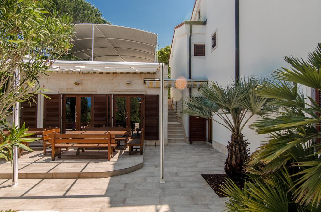Apartmani Alice Njivice Εξωτερικό φωτογραφία
